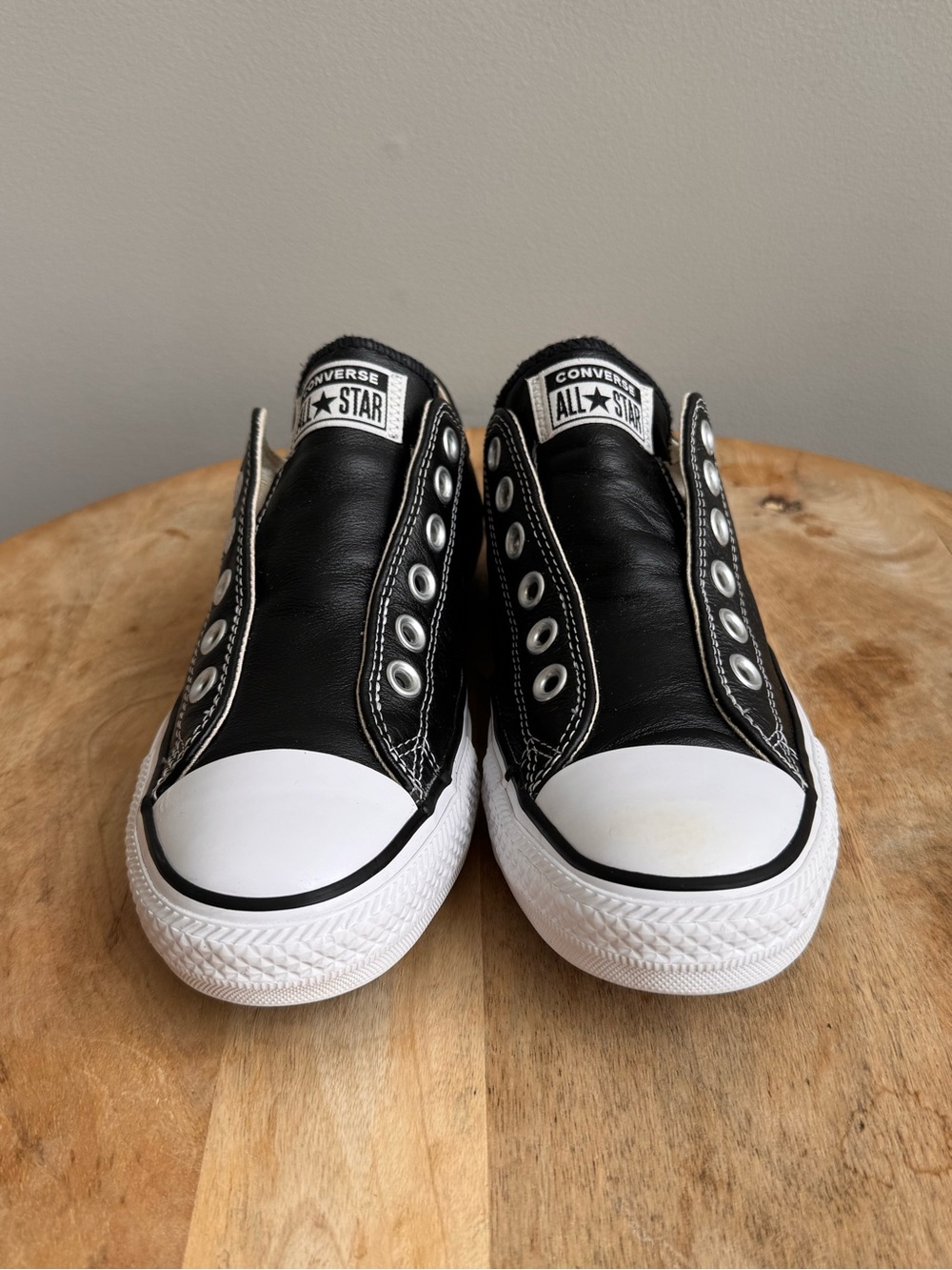 Converse Chuck Taylor All Star Leather Slip-on Black No-lace Sneakers Women 7.5 - Picture 3 of 10